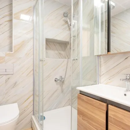 The Classe Collection Deluxe 4 Апартаменты